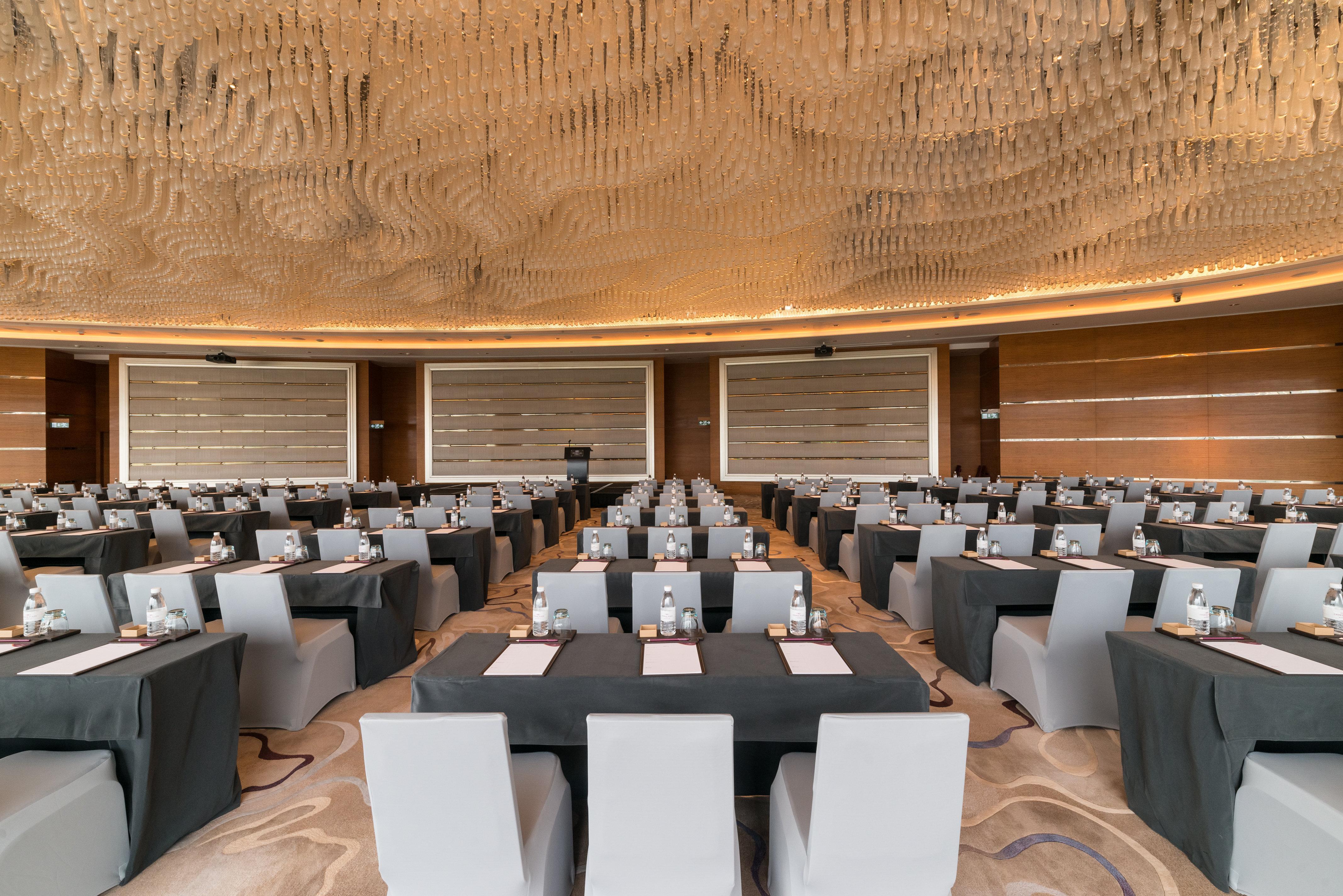 Crowne Plaza Macau By Ihg Exterior foto The meeting room of the World Bank Group